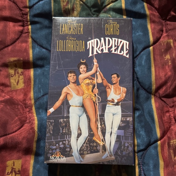 Trapeze Movie VHS gently used - Picture 1 of 3